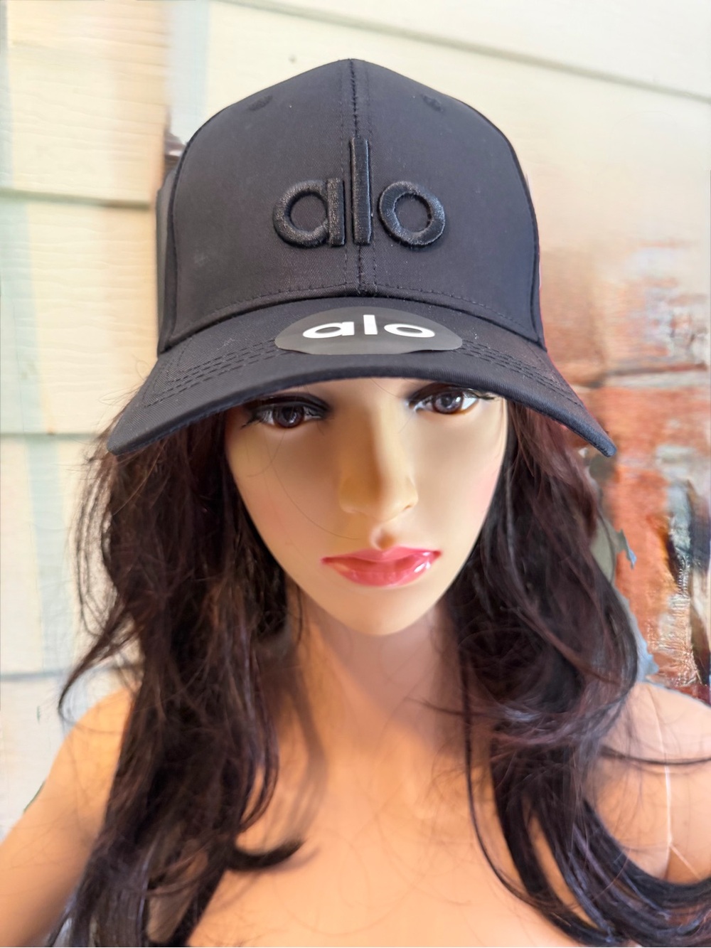 ALO Yoga Off Duty Black Cap - Picture 11 of 16